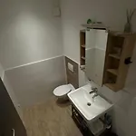Apartment Cozy Garden Near Train Station & Nature